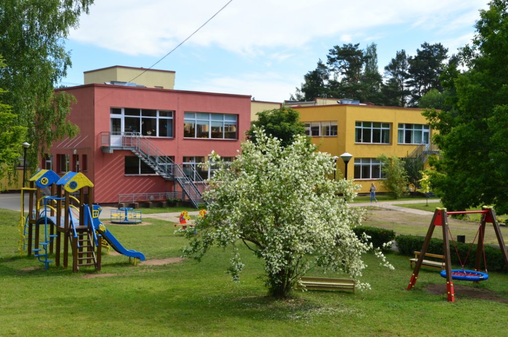 Valmieras Gaujas krasta vidusskola - attīstības centrs