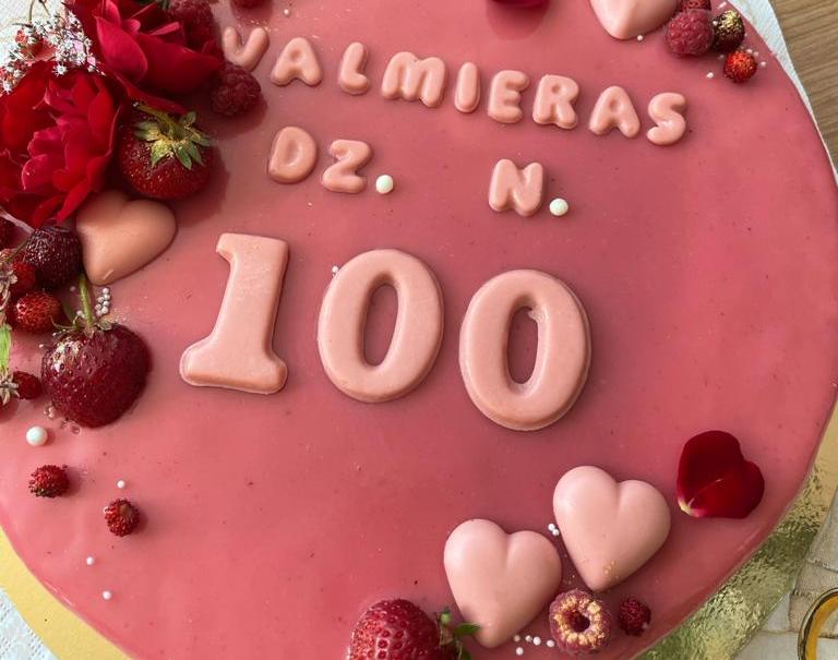 Valmieras Dzimtsarakstu nodaļai - 100