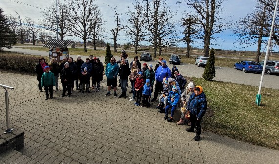 Otrajās Lieldienās, 18. aprīlī, norisinājās Lieldienu zaķu skrējiens bērniem līdz 11 gadiem un foto orientēšanās “Iepazīsti Vecati” Vecatē, kurā piedalījās 42 dalībnieki un suns Demons. Vairākums dalībnieku bija Valmieras novada iedzīvotāji (Vecate, Idus, Valmiera), bija prieks redzēt dalībniekus arī no Limbažu novada un Rīgas