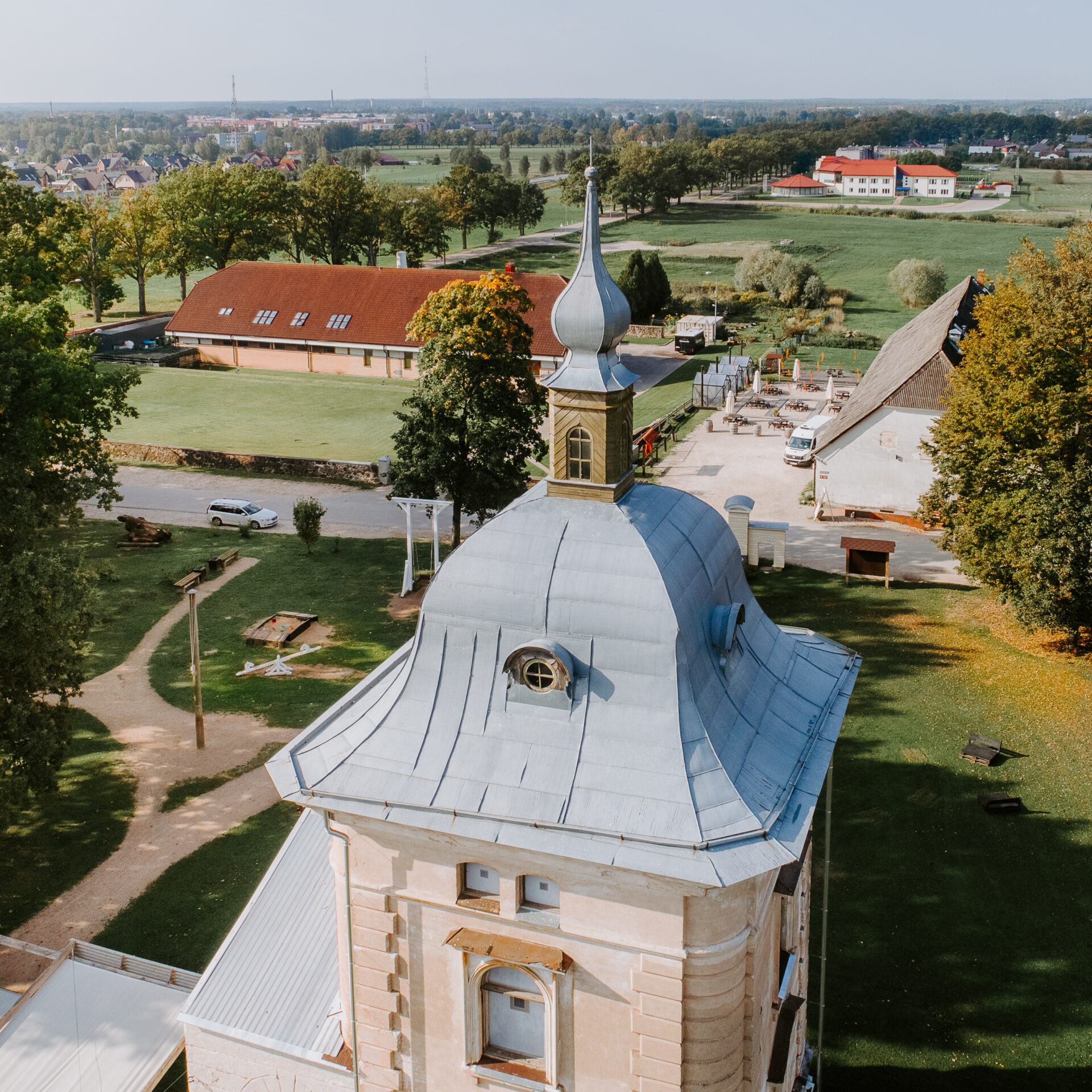 Valmiermuižas kultūras biedrība, atzīmējot darbošanās desmitgadi, aktīvi strādā, lai izdotu grāmatu 