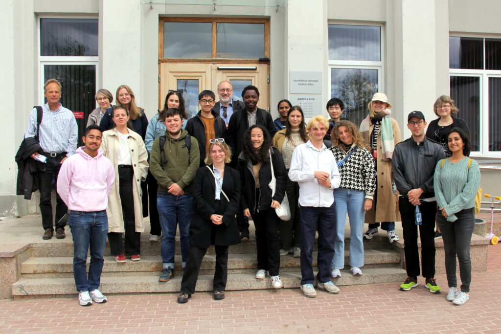 Vides pārvaldības studenti no Zviedrijas iepazīst Valmieras novada pieredzi