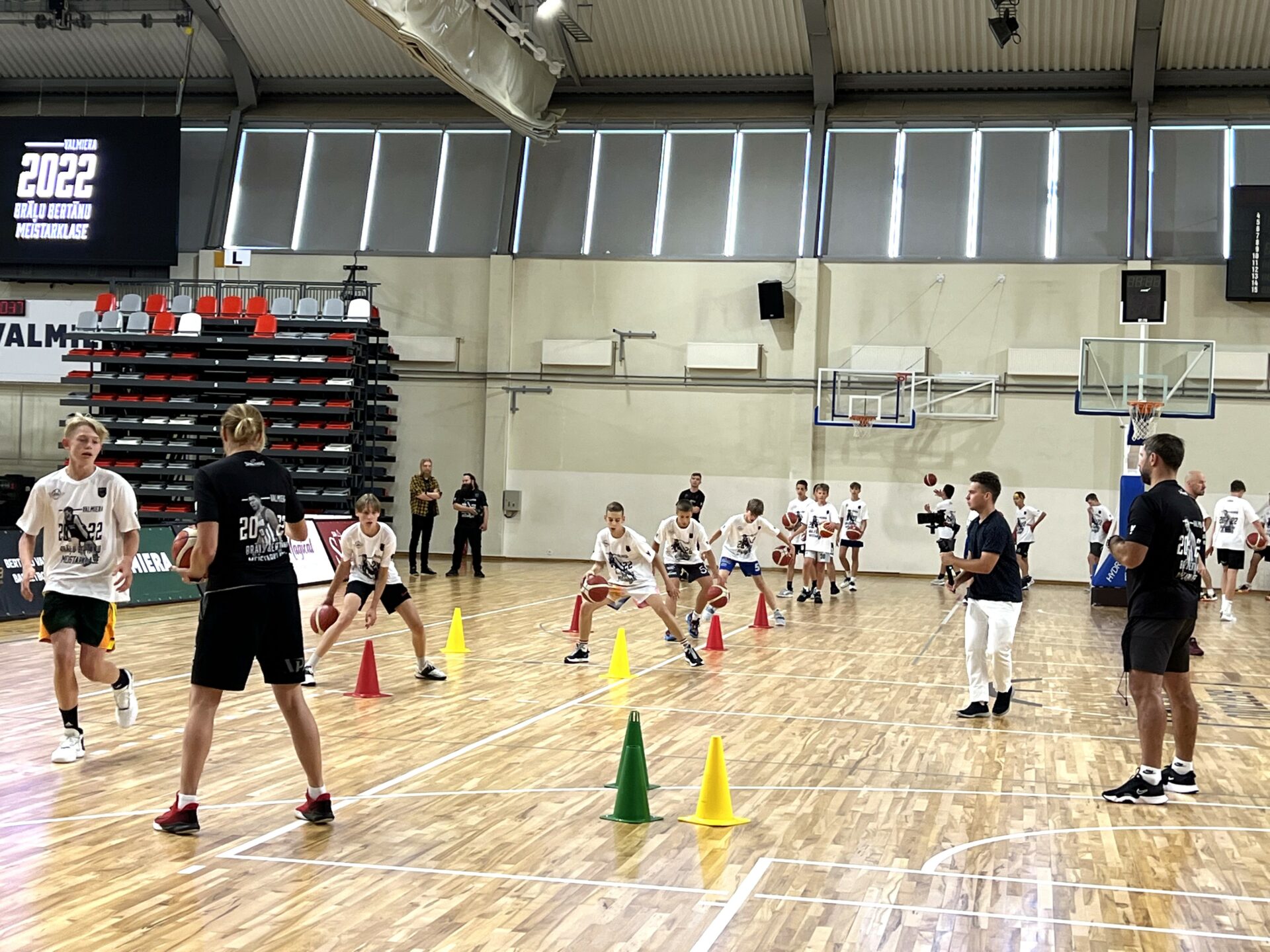 Brāļu Bertānu basketbola meistarklase