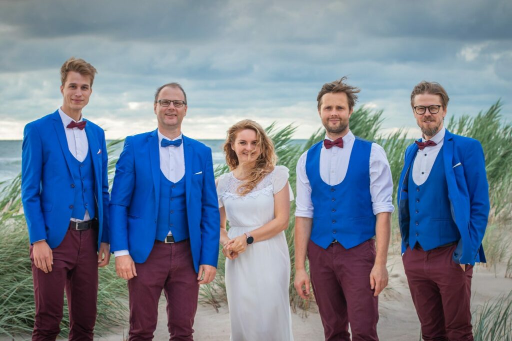 Grupa "Ballīšu orķestris"
