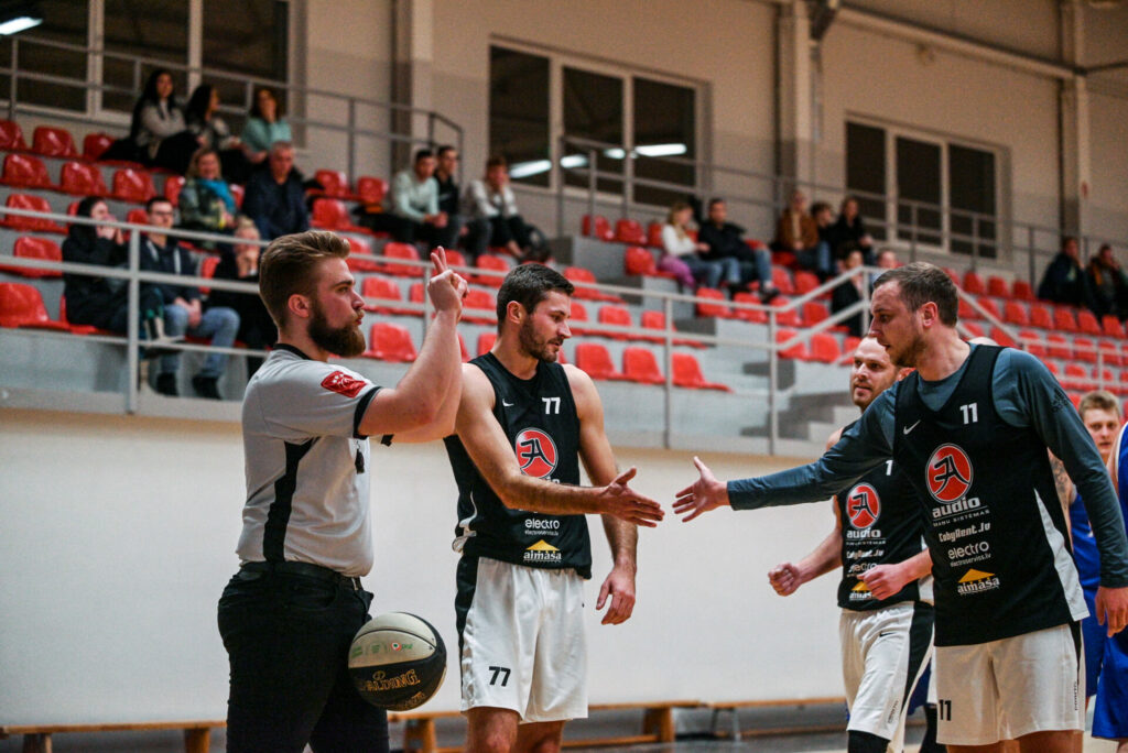 Valmieras Pilsētas basketbola čempionāts