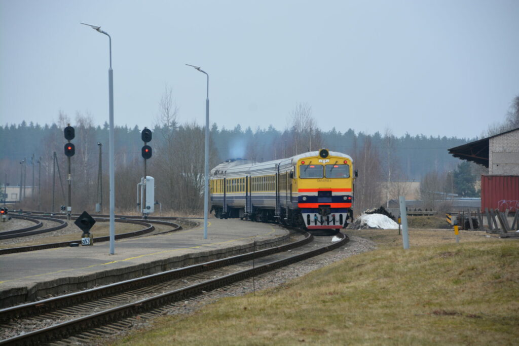 Valsts SIA "Autotransporta direkcija” informē par izmaiņām vilcienu kustībā saistībā ar vilcienu kustības grafika pārstrādāšanu ziemas sezonai.