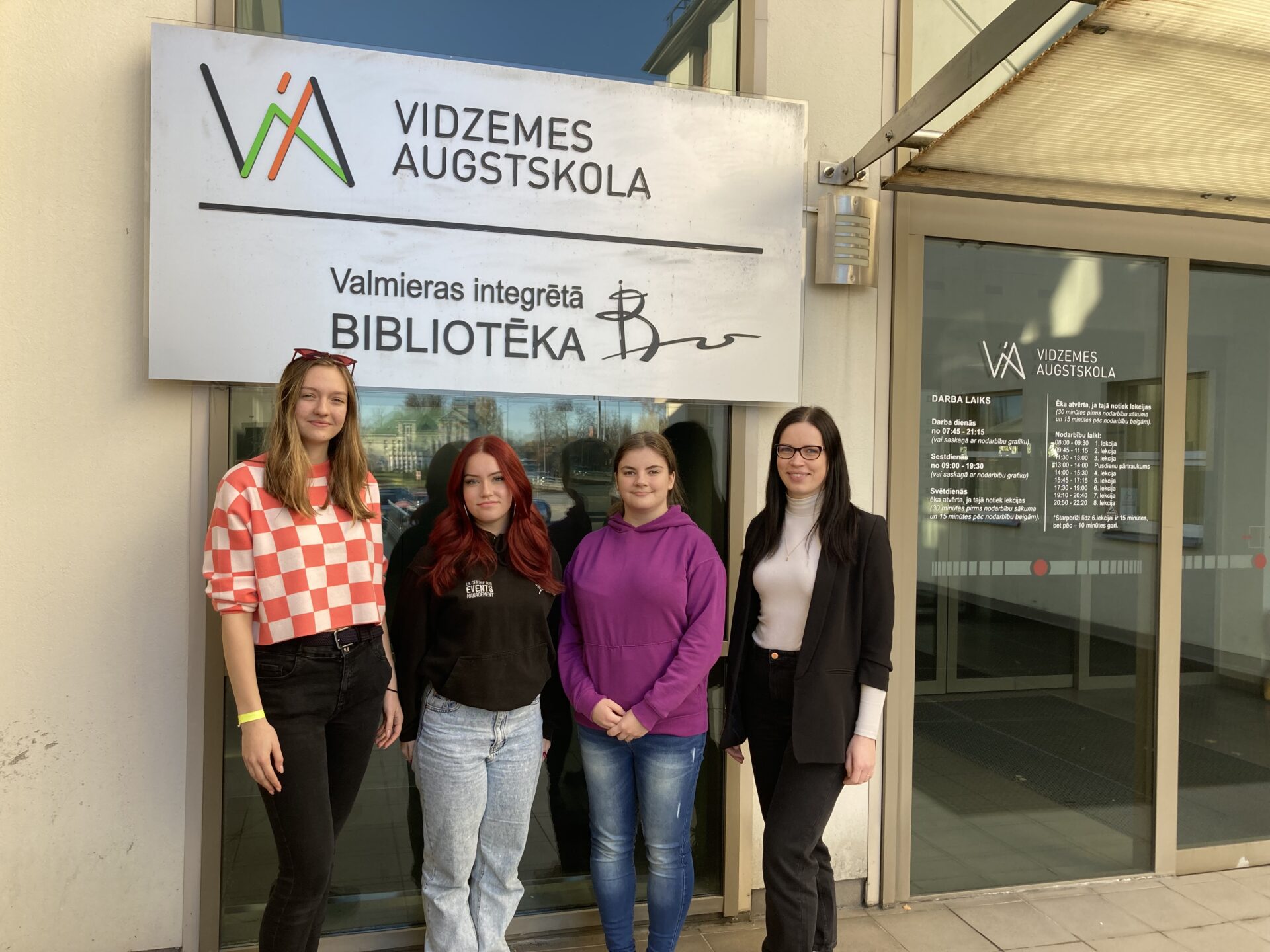 Jaunieši no Valmieras piedalījušies projektā [Multi]Medijpratība