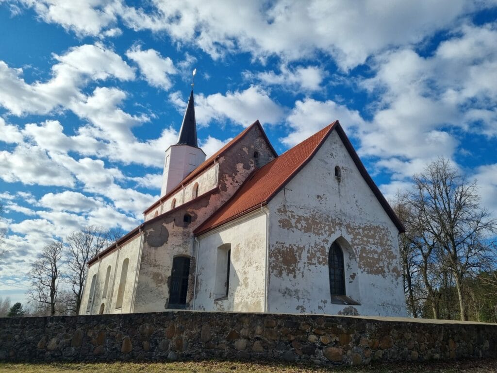 Rūjienas Sv. Bērtuļa baznīca