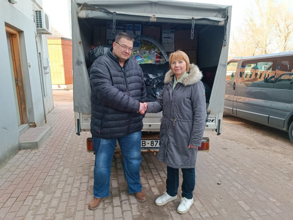 Desmitā palīdzības krava Ukrainai