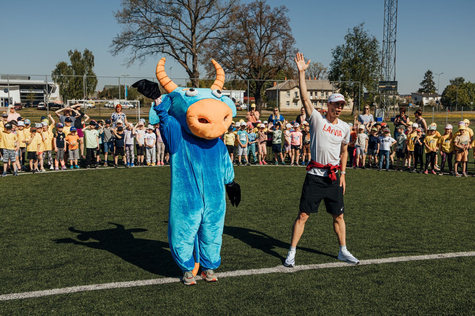 Apkārt sporta pasaulei