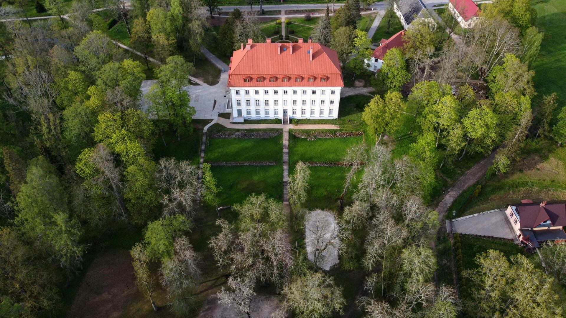 Valtenberģu muiža (foto: Kristers Brokāns)