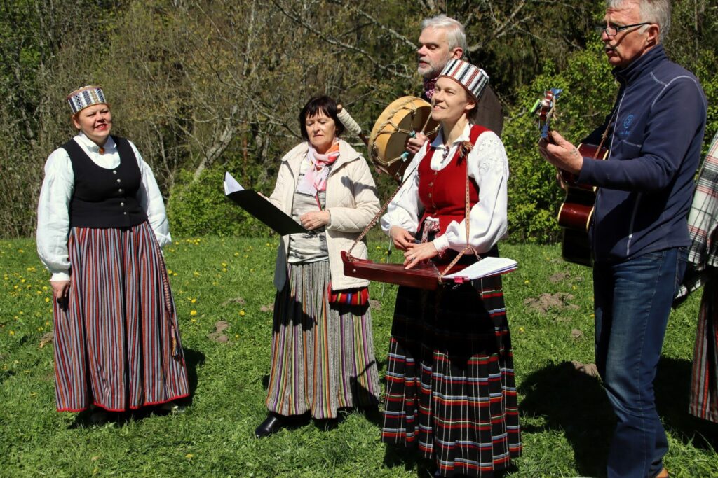Dziesmu draugu kopa "Didam" (foto: Aivars Bužs)