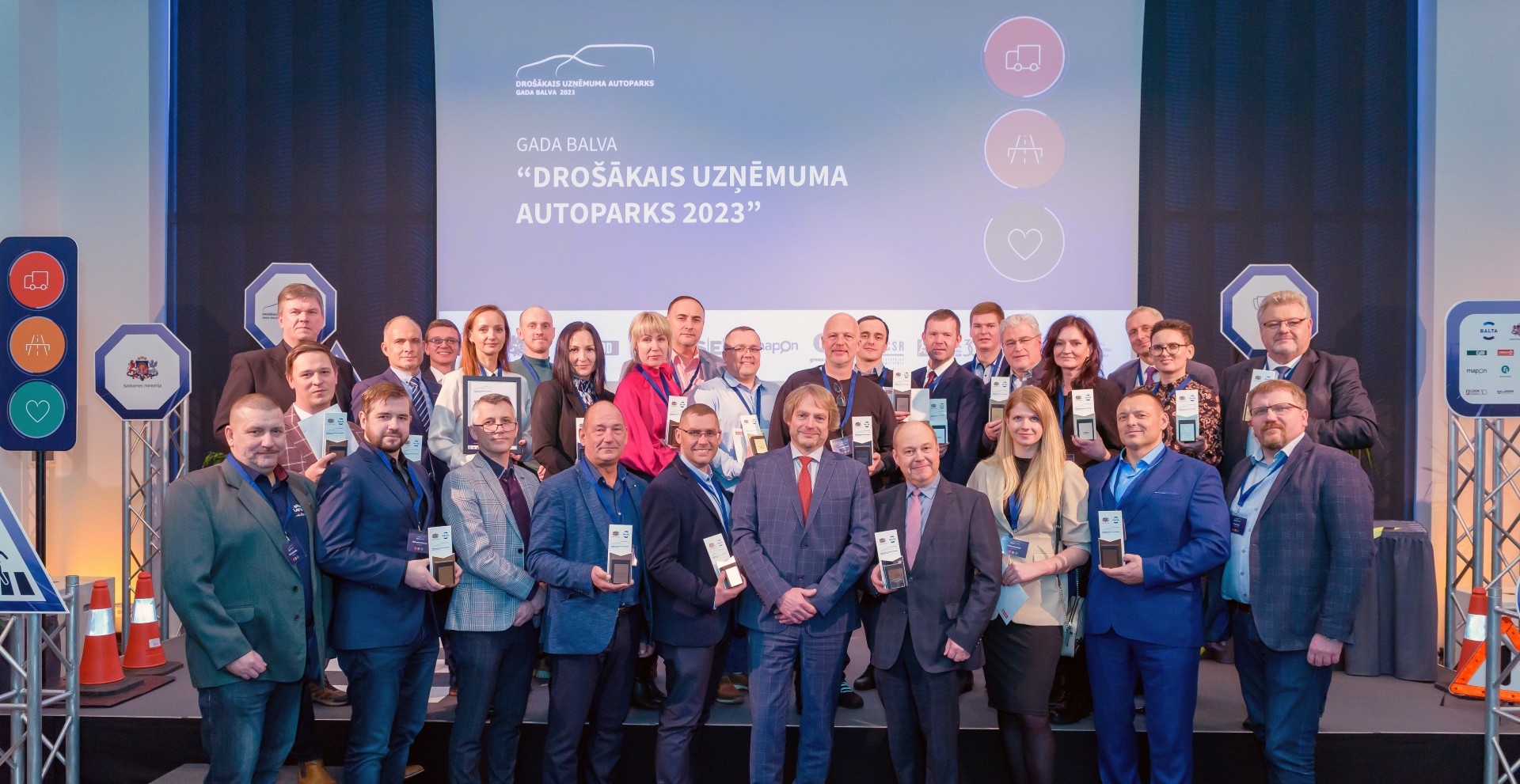 Konkursa “Drošākais uzņēmuma autoparks 2023” laureātu kopbilde