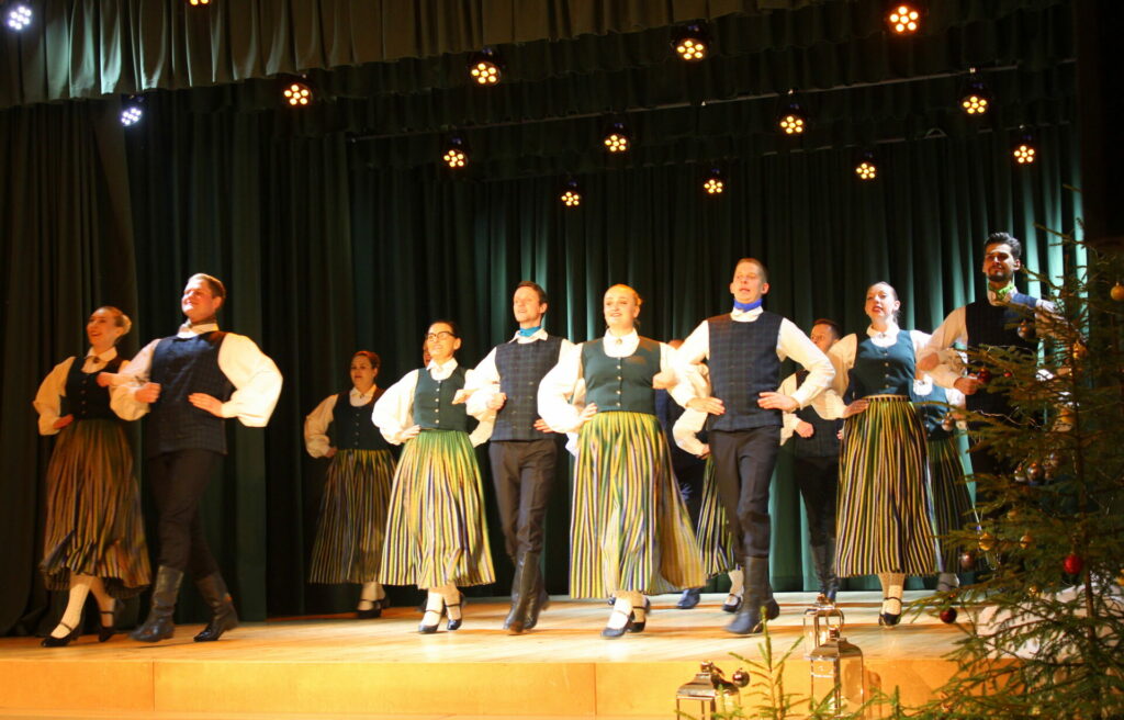 "Gaujmalieši"