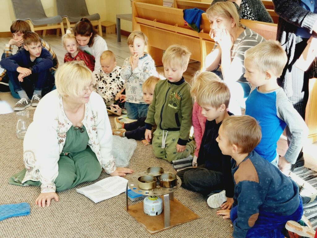 Universum Mūzikas un mākslas vidusskola aicina uz Atvērti durvju dienām