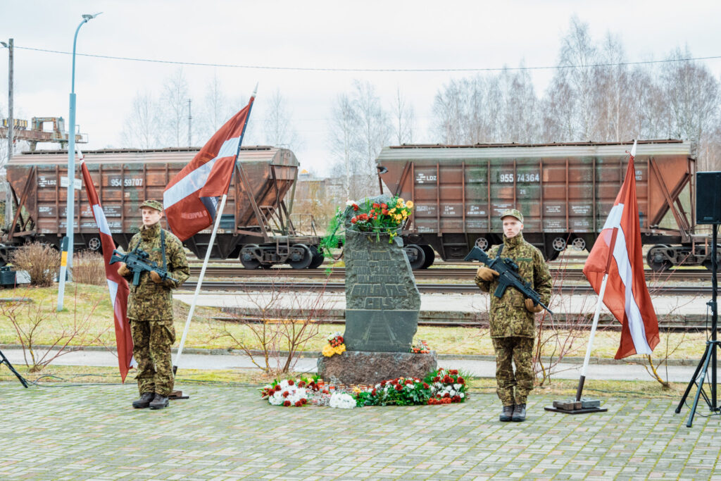 Komunistiskā genocīda upuru atceres norises Valmieras novadā