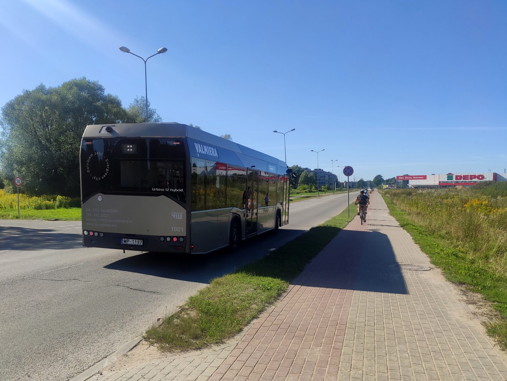Skolēnu vasaras brīvlaikā gaidāmas izmaiņas autobusu kustībā