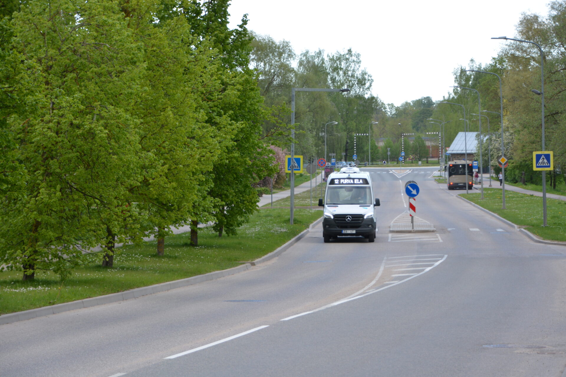 Skolēnu vasaras brīvlaikā darba dienās nekursēs Valmieras pilsētas 12. maršruta un 15. maršruta autobusi
