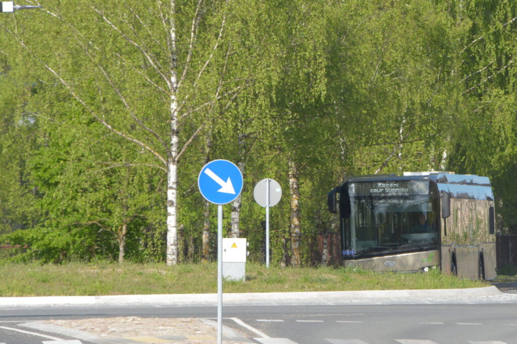 Izmaiņas autobusu kustībā Jāņu laikā