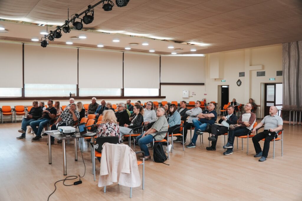 sabiedriskā apspriede - cilvēki