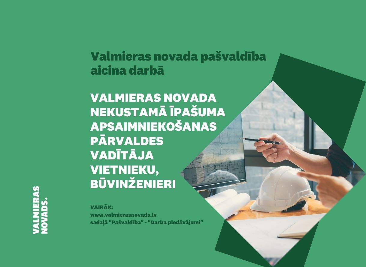 Valmieras novada Nekustamā īpašuma apsaimniekošanas pārvaldes vadītāja vietnieku būvinženieri. Attēlā datora ekrāns ar ēkas projektu, būvnieku ķivere un cilvēku toka ar pildspalvu tajā