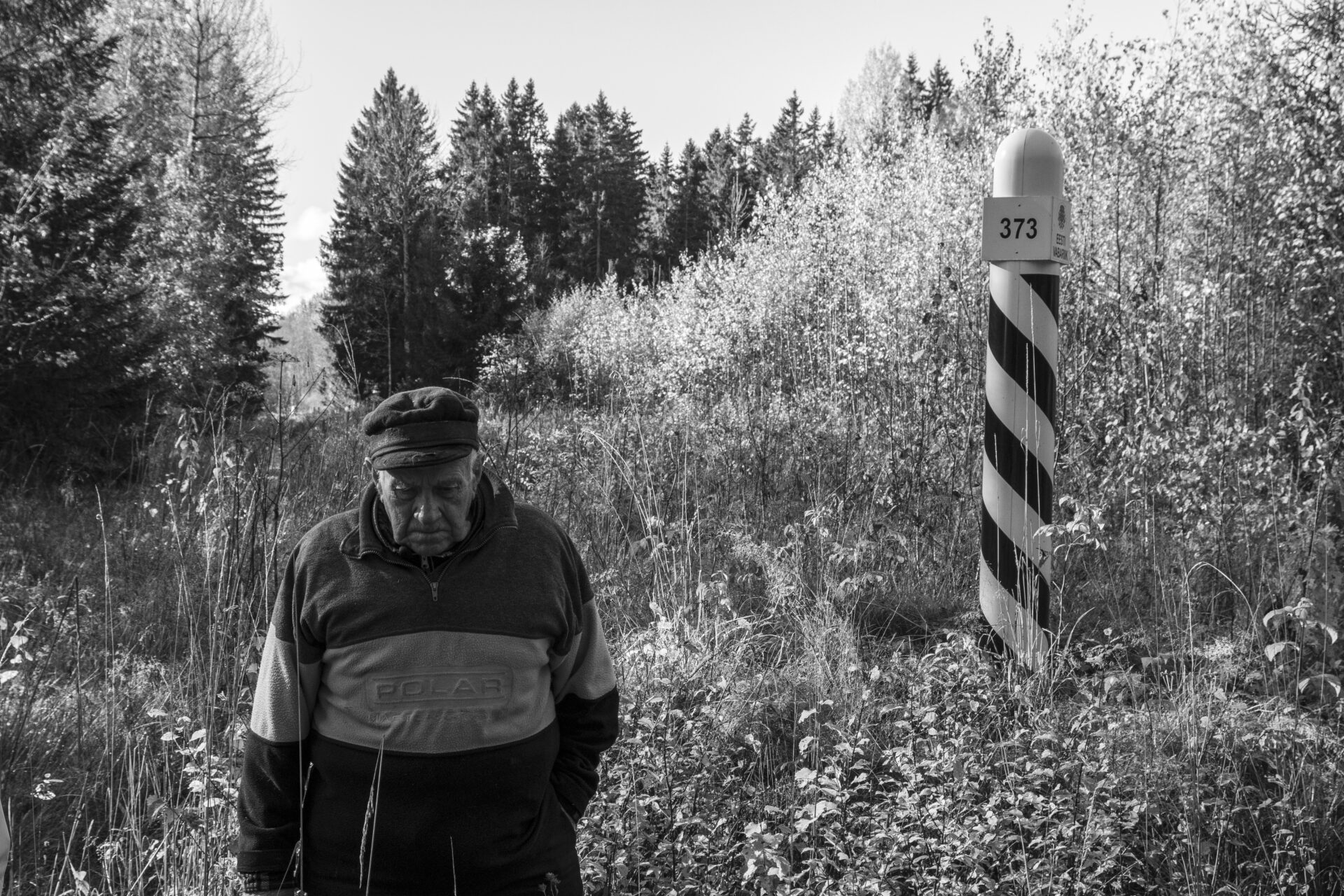 Rūjienā atklāta izstāde “Pastkartes no pierobežas”