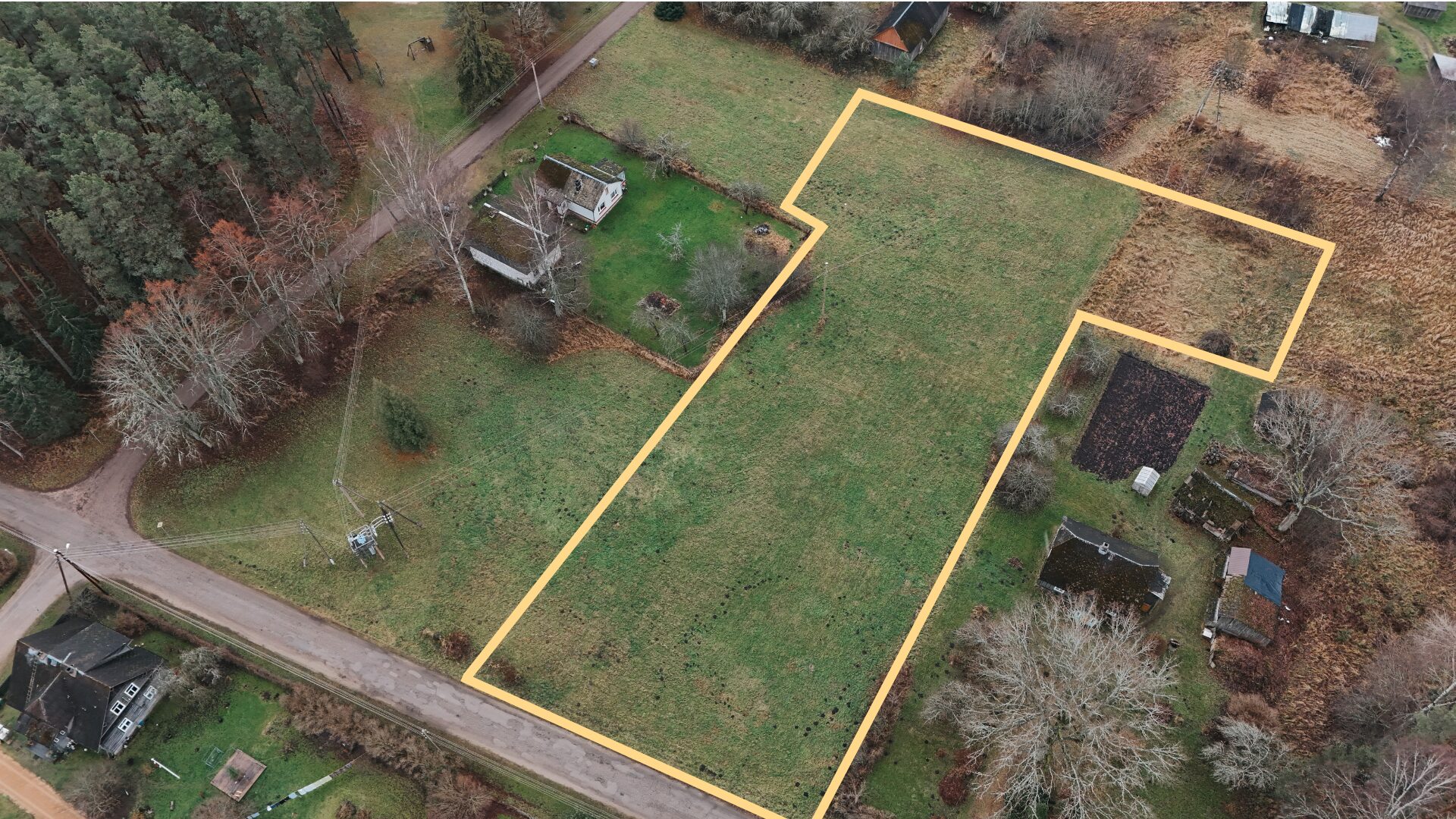 Mieras ielas 7, Strenčos aero foto ar iezīmētām zemes robežām