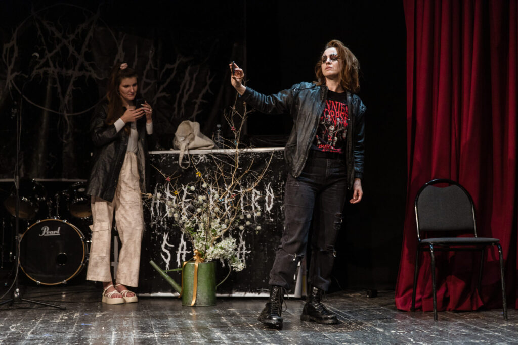 Valmieras teātris viesosies Rīgā ar koncertizrādi jauniešiem