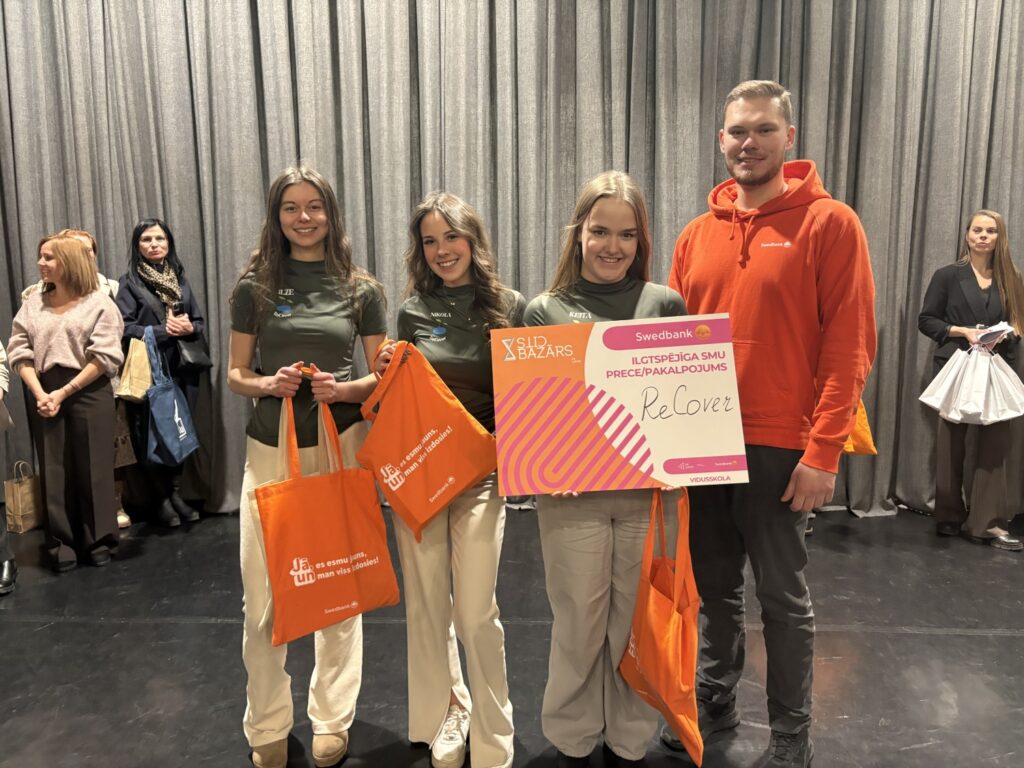 CITS BAZĀRS 2026 Valmierā noskaidroti labākie skolēnu mācību uzņēmumi