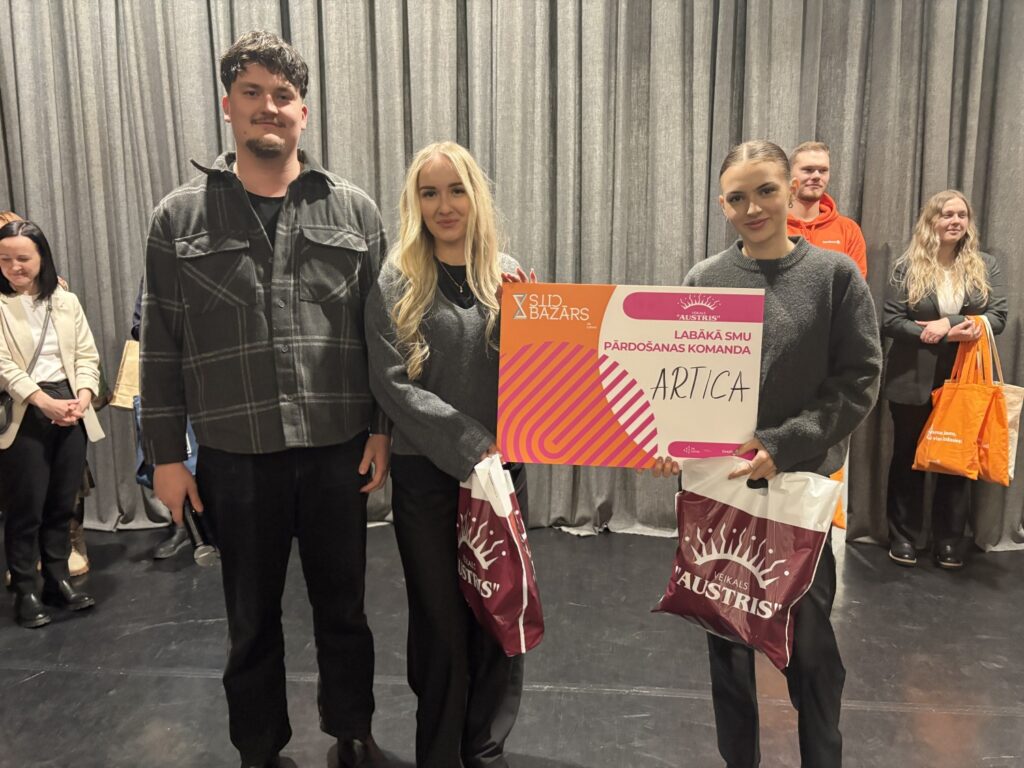 CITS BAZĀRS 2026 Valmierā noskaidroti labākie skolēnu mācību uzņēmumi