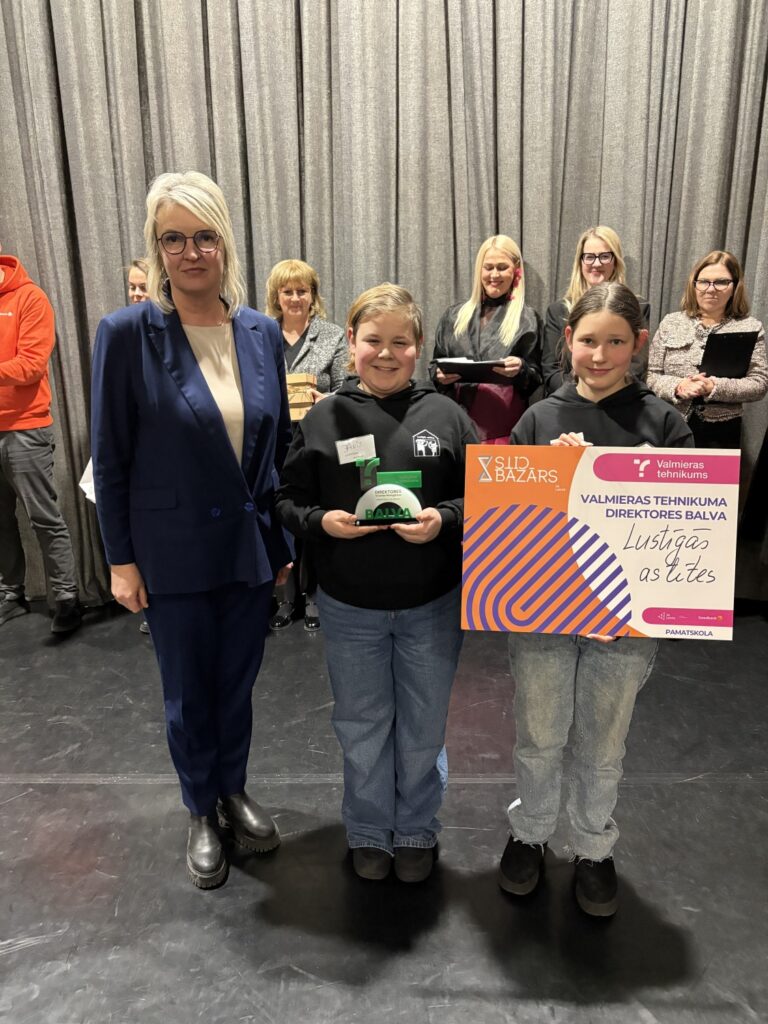 CITS BAZĀRS 2026 Valmierā noskaidroti labākie skolēnu mācību uzņēmumi