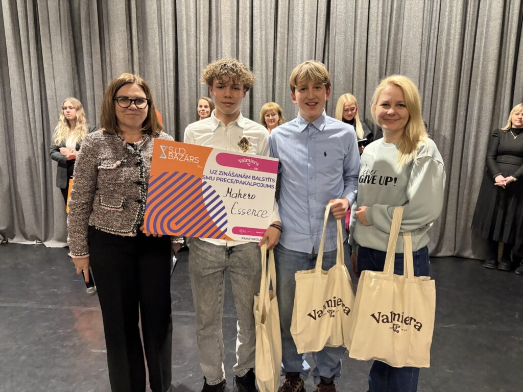 CITS BAZĀRS 2026 Valmierā noskaidroti labākie skolēnu mācību uzņēmumi