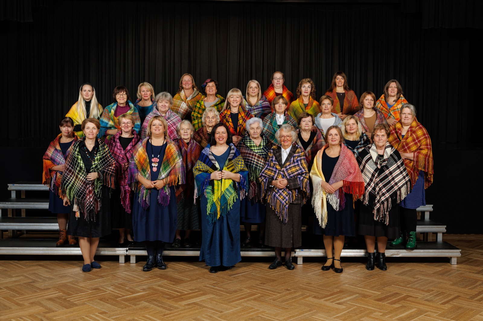 TLM studija “Valmiera” 80. jubileju atzīmēs ar izstādi “Rokas un pavedieni”