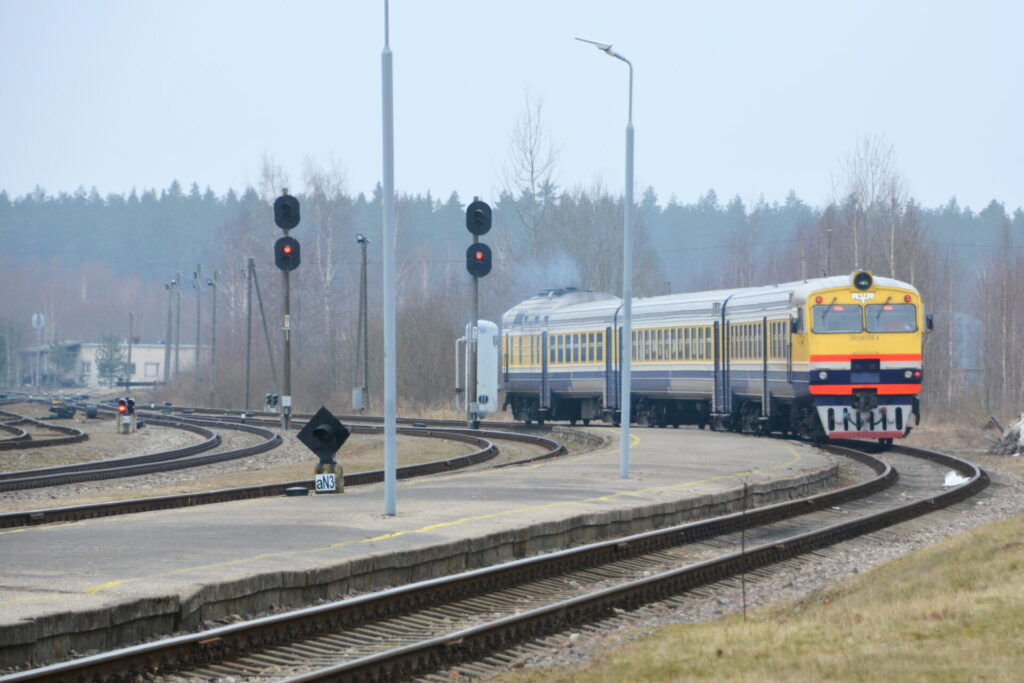 Izmaiņas vilcienu kustībā no 2. līdz 15. aprīlim