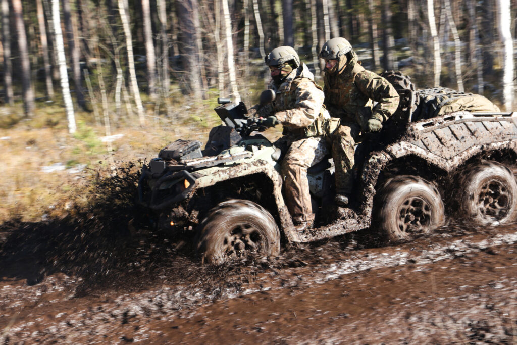 Zemessardzes transportlīdzekļu apmācība