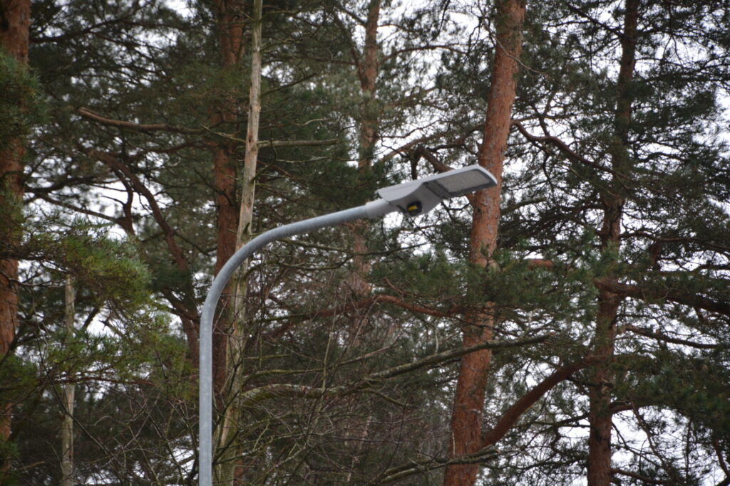 Ielu apgaismojuma balsts