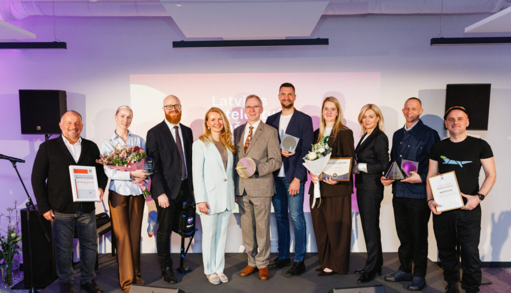 Svinīgā ceremonijā tika apbalvoti Latvijas Intelektuālā īpašuma apbalvojumu “Gada preču zīme 2025” un “Vizionārs” ieguvēji.