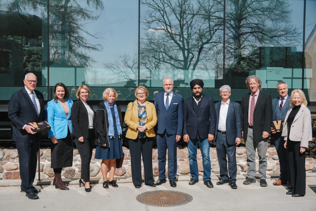 Valmieras novadā viesojas Lielbritānijas vēstniece Latvijā un Lielbritānijas Tirdzniecības kameras Latvijā pārstāvji