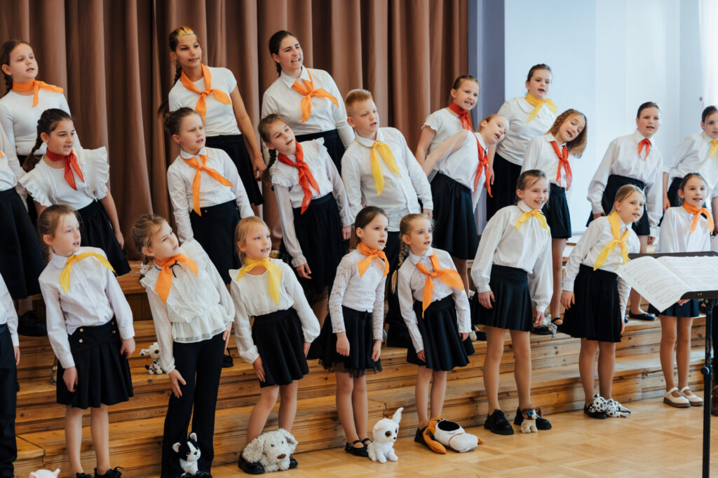 Aizvadīta 1.–4. klašu koru skate “Ceļā uz Tauriņu balsīm”