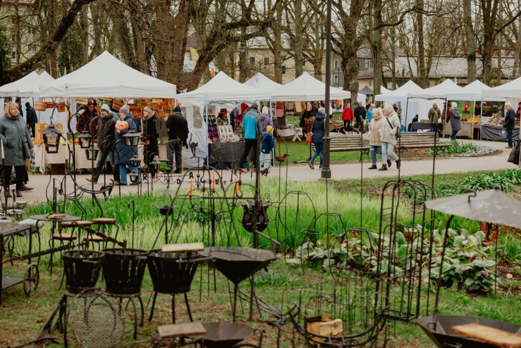 Vecpuišu parkā norisināsies Pavasara tirdziņš