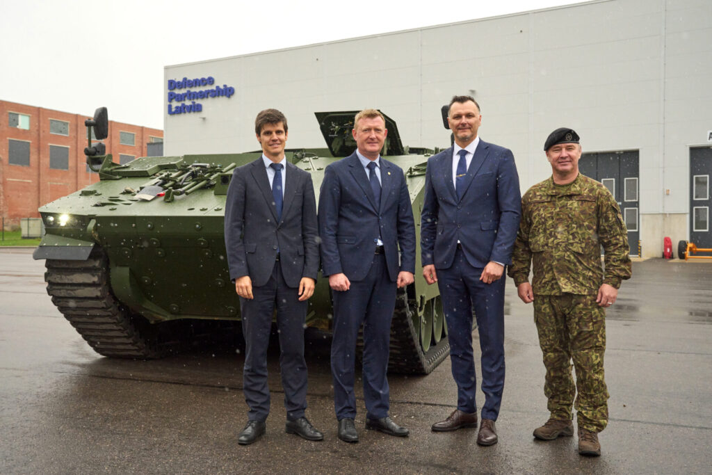 GDELS-SBS ir veiksmīgi uzsākusi “Mednieks” kājinieku kaujas mašīnu tehnoloģiju un zināšanu pārnesi uzņēmumam “Patria Latvia”