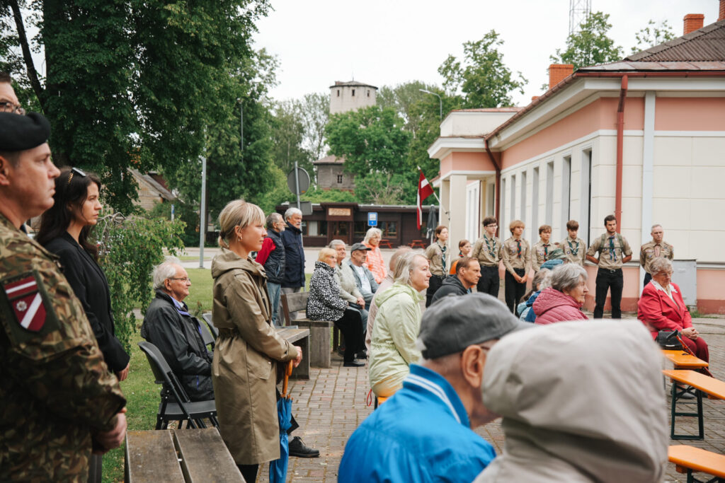 Komunistiskā genocīda upuru piemiņas brīdis Valmierā
