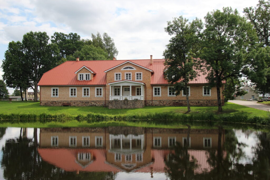 Iznomā nedzīvojamo telpu Nr. 2., 1.stāvā, “Pagastmāja”, Mūrmuižā, Kauguru pagastā