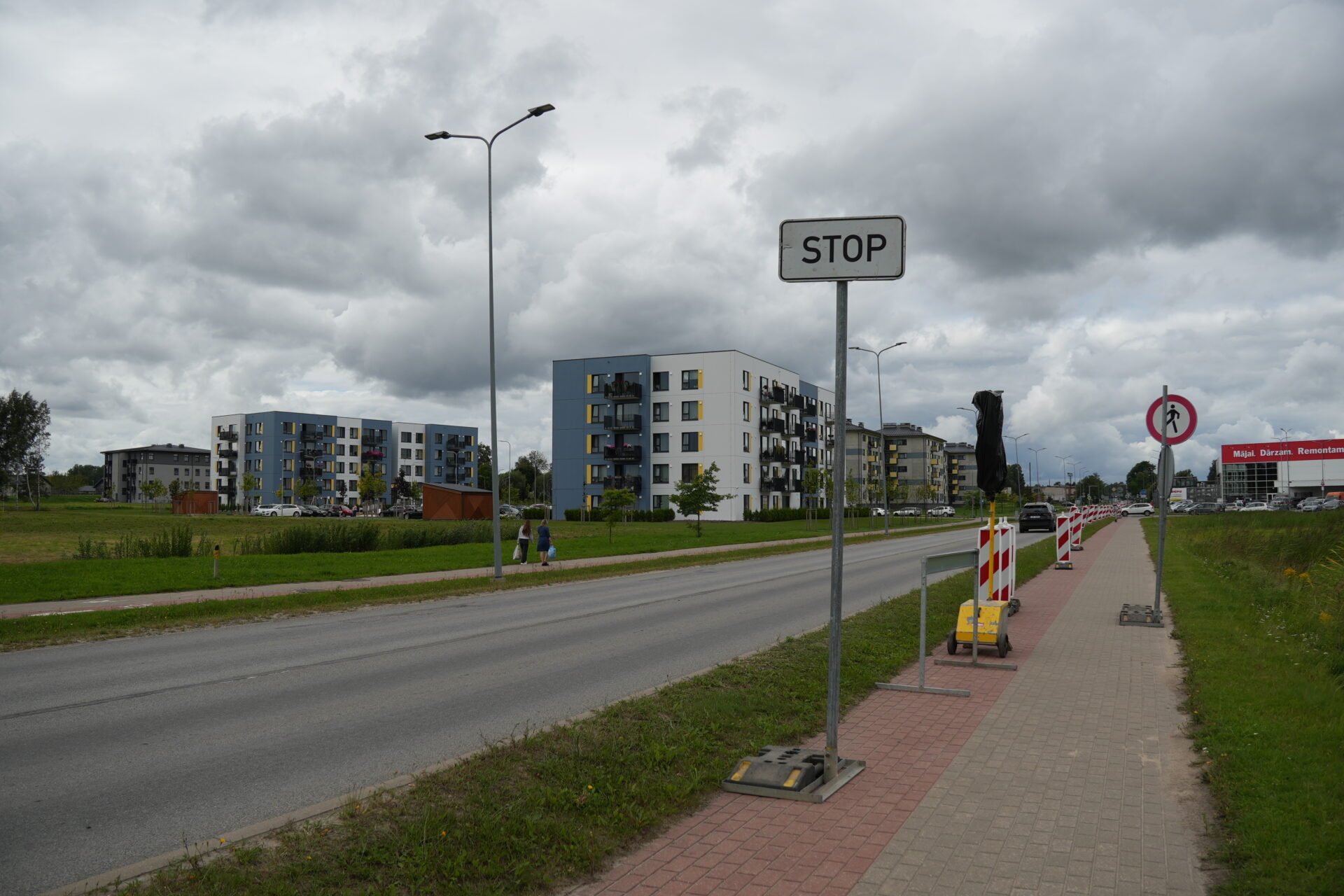 Matīšu šosejā izvieto zīmes