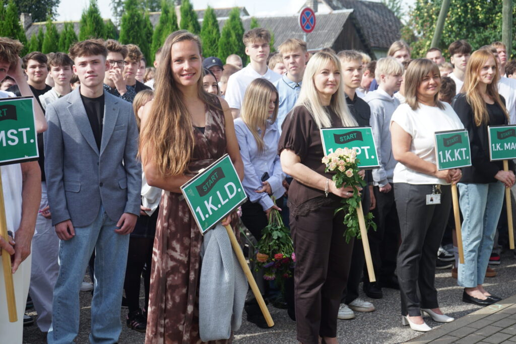 Valmieras tehnikums jauno mācību gadu sāk ar aptuveni 700 audzēkņiem
