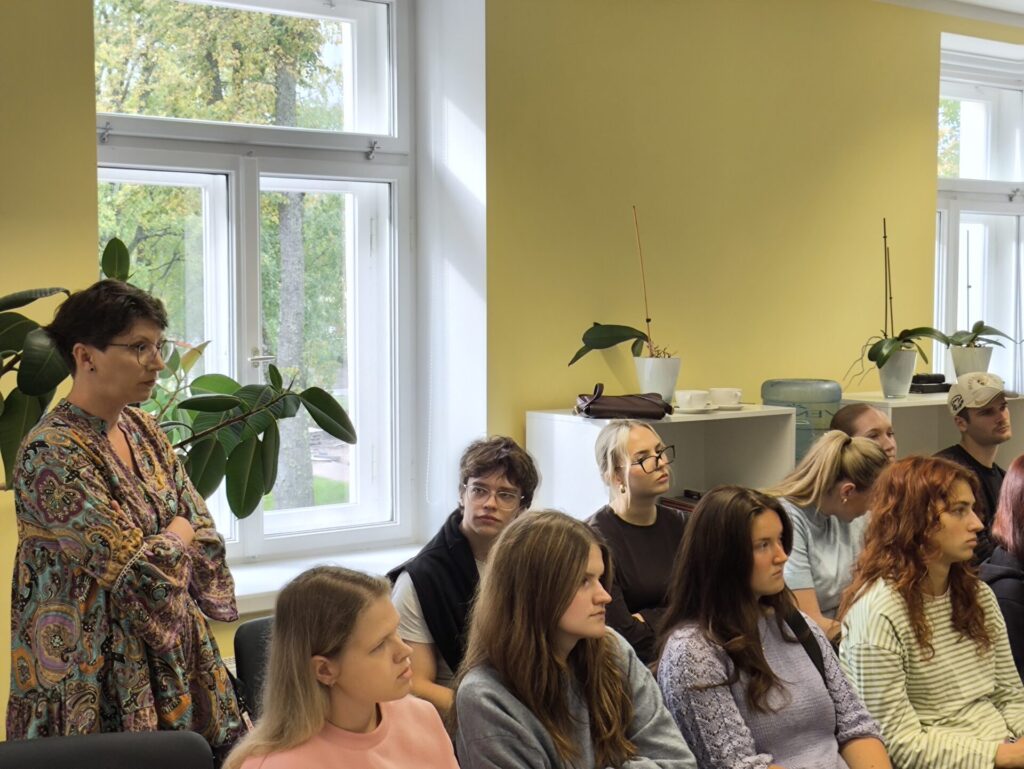 Vidzemes jaunieši izstrādā priekšlikumus reģiona attīstības programmai