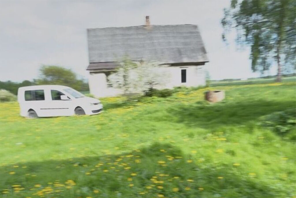 Valmieras teātrī pirmizrāde Mārtina Makdonas melnajai komēdijai "Vientulīgie rietumi"